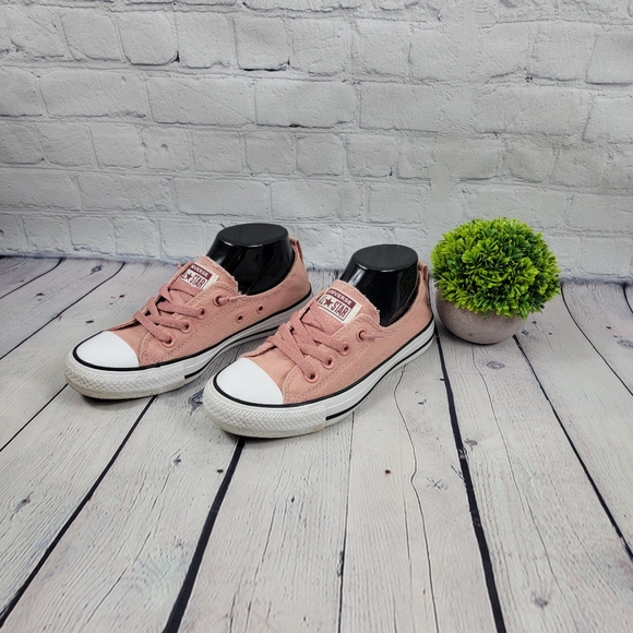 Converse No Tie Slip-On Sneakers Size 8